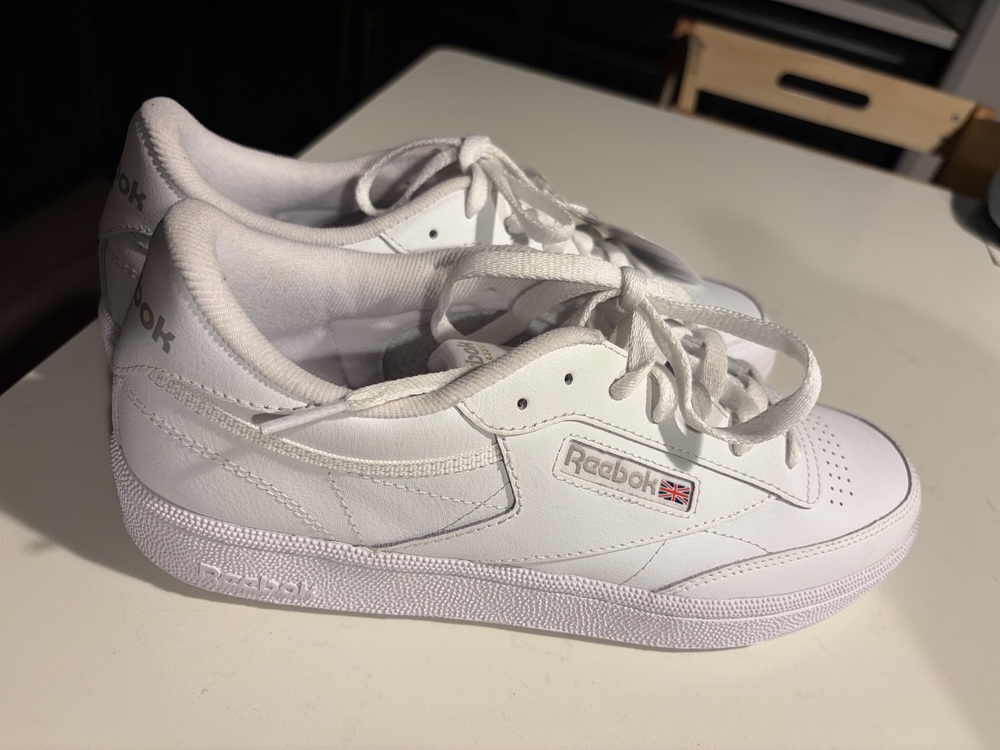 Reebok Club C 85 Women's Sneaker White Leather Size 10 Athletic Tennis Classic